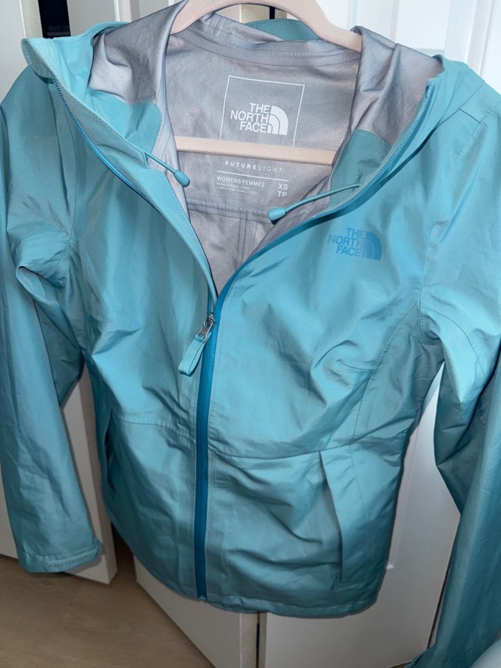 The North Face Women’s Quest Hooded Jacket Blue Eclipse (sold out online) XS